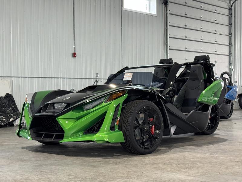 2026 Polaris Slingshot® Grand Touring AutoDrive 2026 Polaris Slingshot® Grand Touring AutoDrive