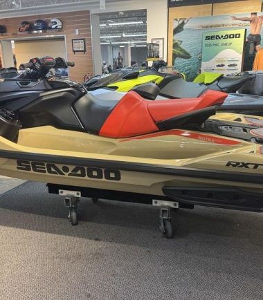 2025 Sea-Doo RXT-X 325 3