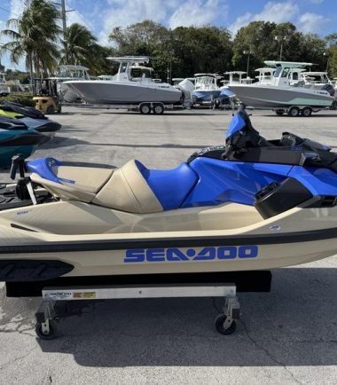 2025 Sea-Doo Wake™ Pro 230 s